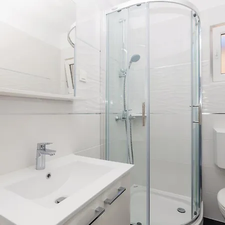 Stunning In With Wifi Holiday home Linardici